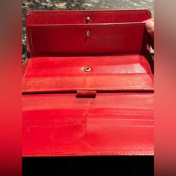 Louis Vuitton red epi long wallet - Picture 12 of 12